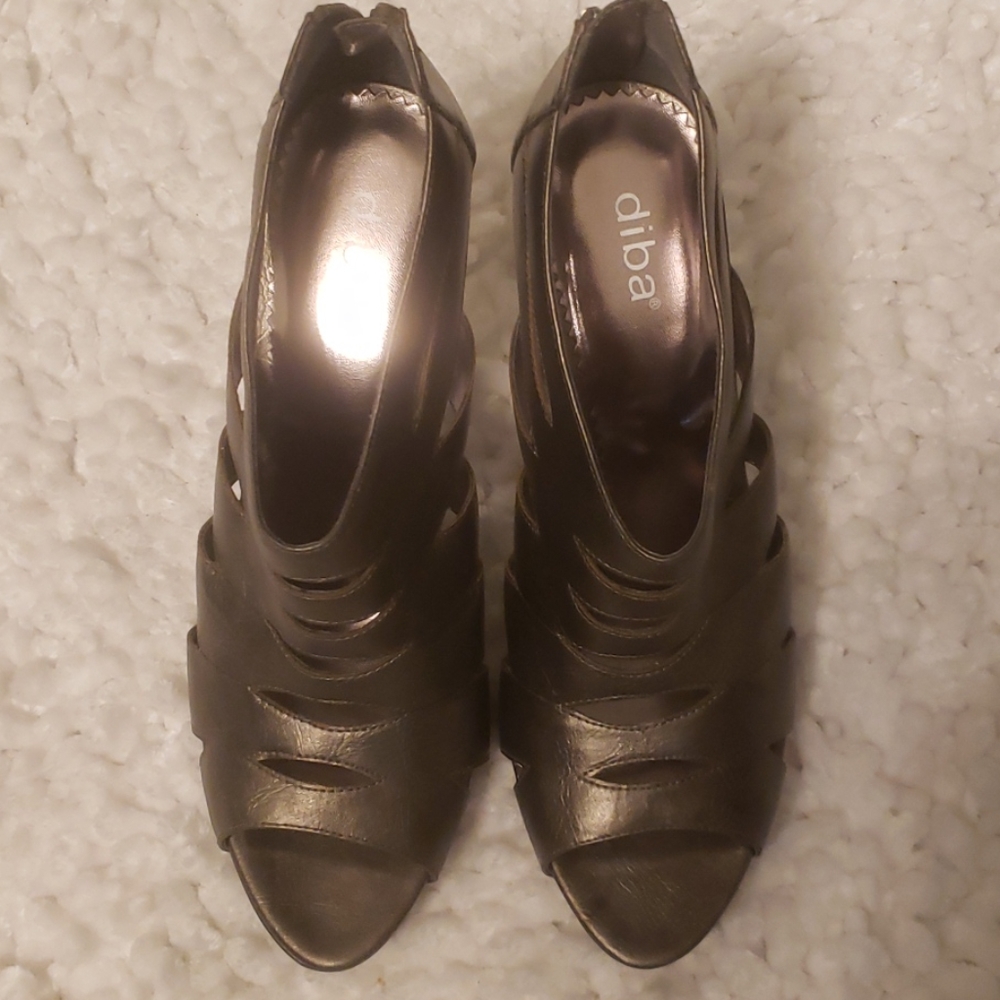 Diba high heeled shoe